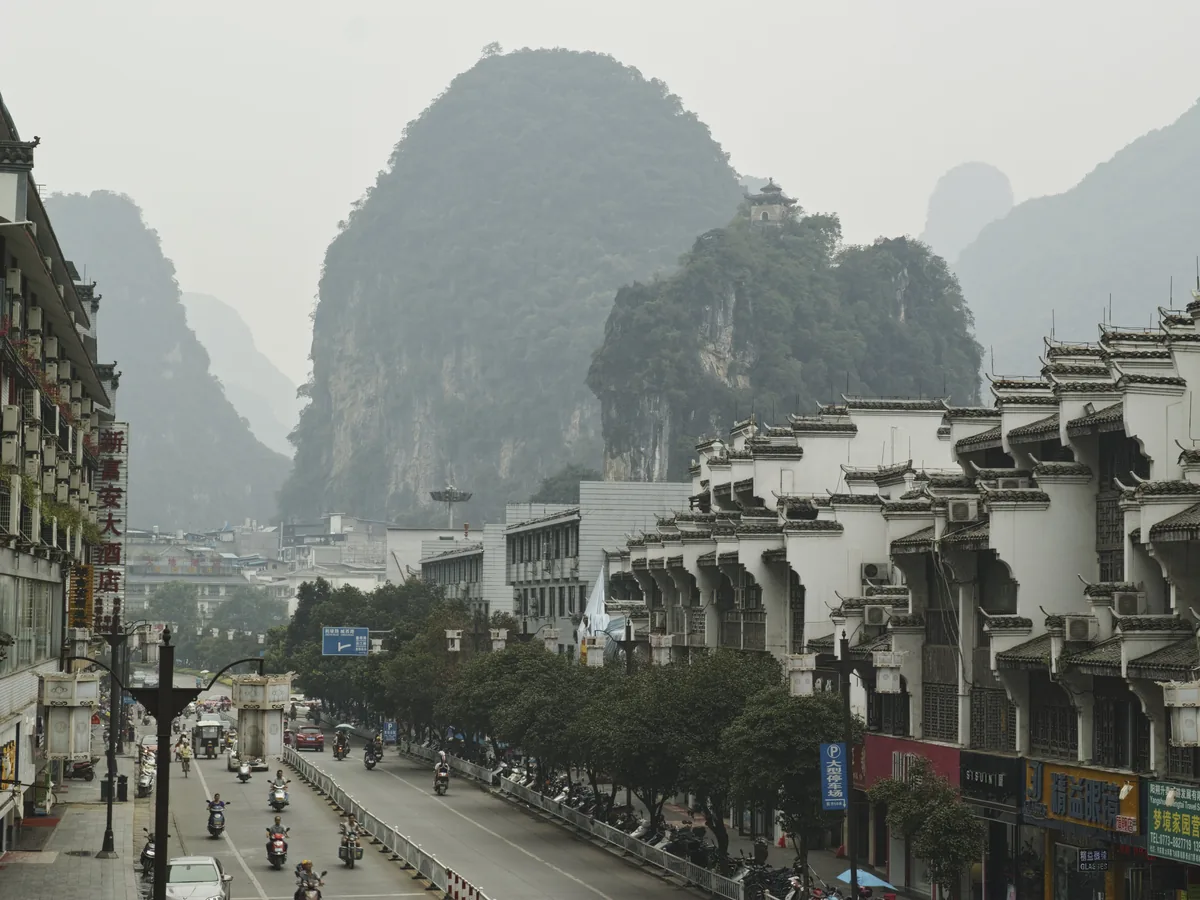 A street in the centre of Yangshuo Town